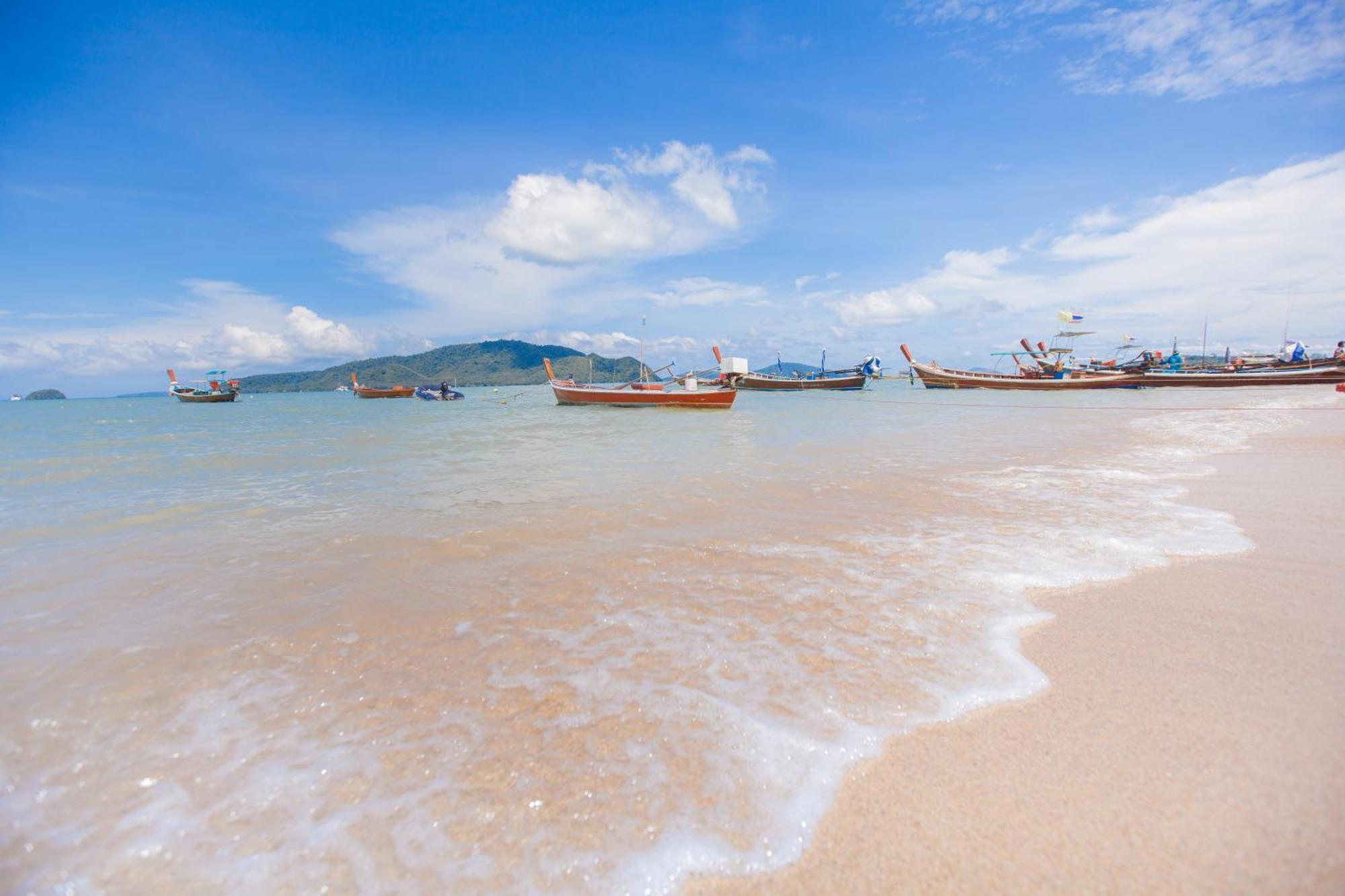 Blue Beach Grand Resort And Spa Rawai Zewnętrze zdjęcie