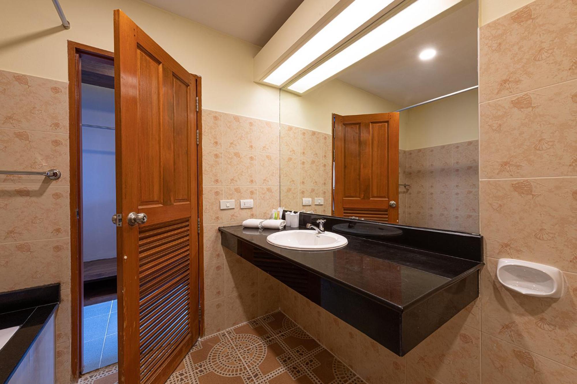 Blue Beach Grand Resort And Spa Rawai Zewnętrze zdjęcie